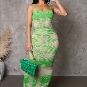 Elegant Green and Cream Maxi Dress